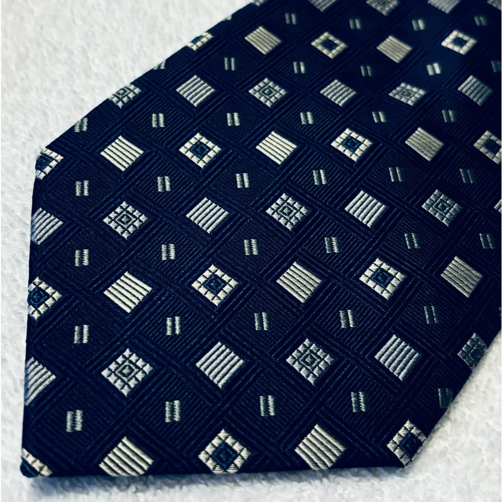 Brand New Stylish Tie By DANIEL GRAY